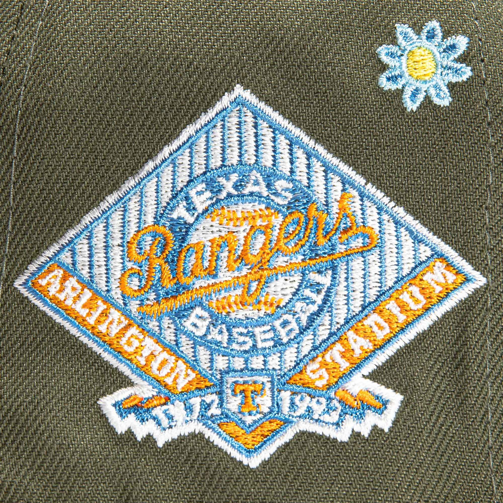 New Era 59Fifty Super Bloom Texas Rangers Stadium Patch 1972 Hat - Olive